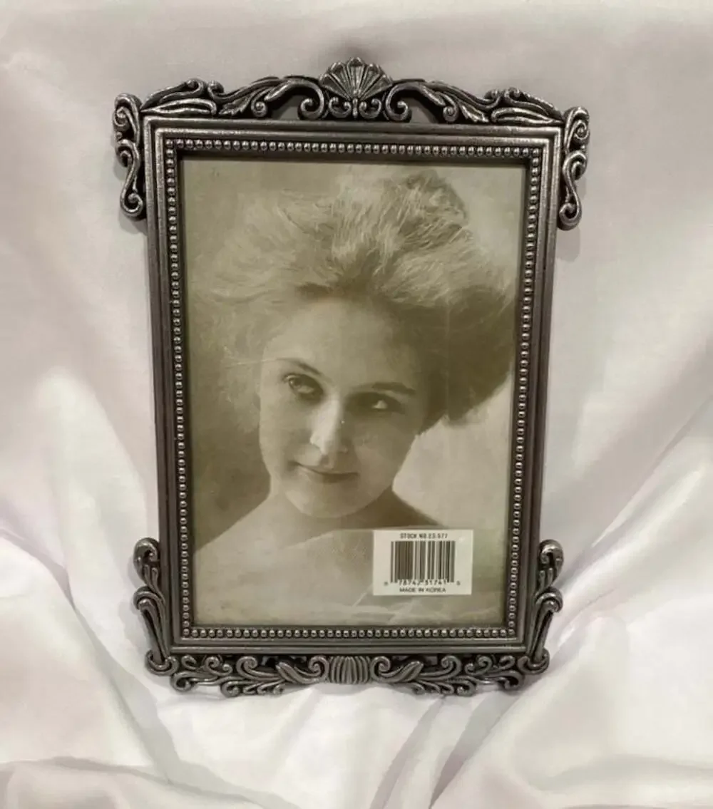 Vintage Ornate Silver Plated Metal Picture Frame in 5x7